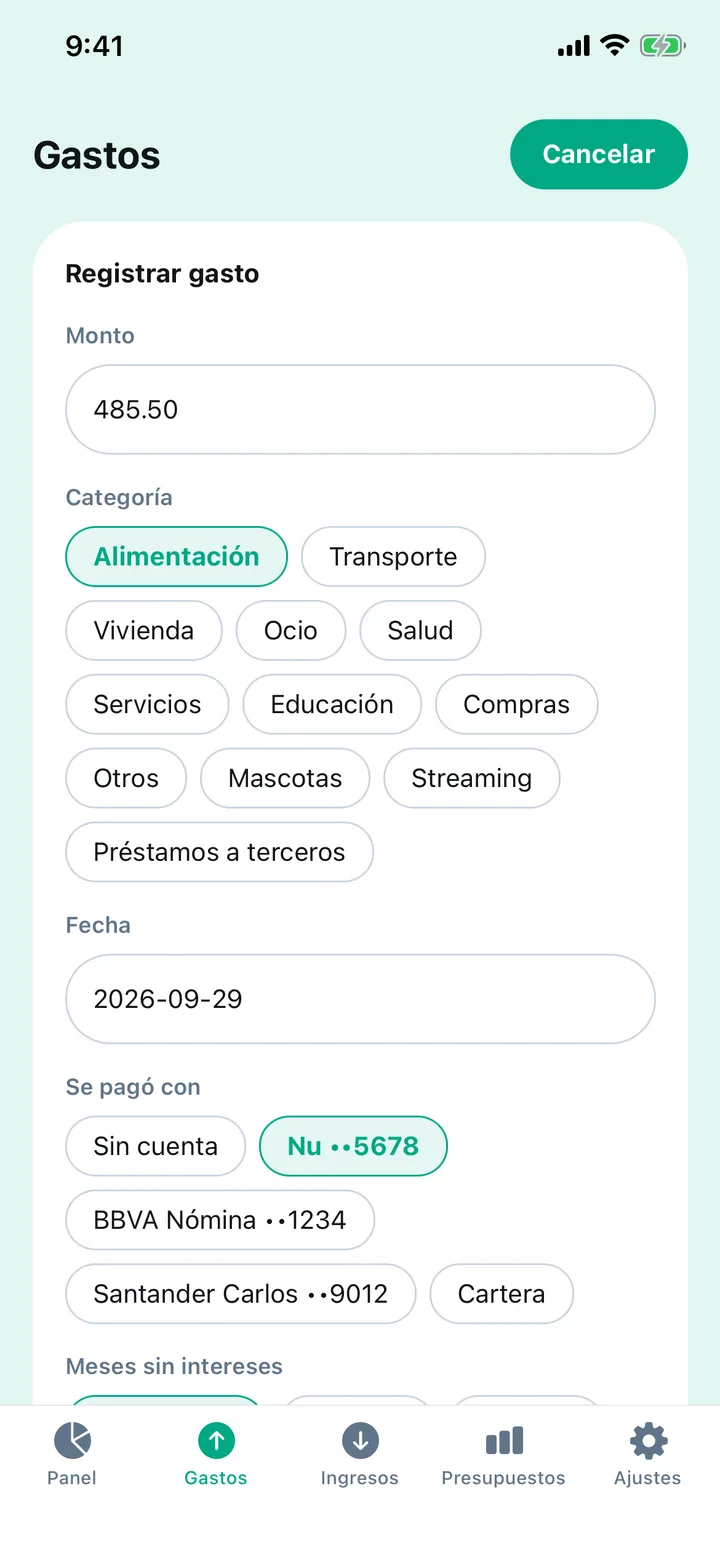 Registrar gasto: monto, categoría, fecha y la cuenta con que se pagó
